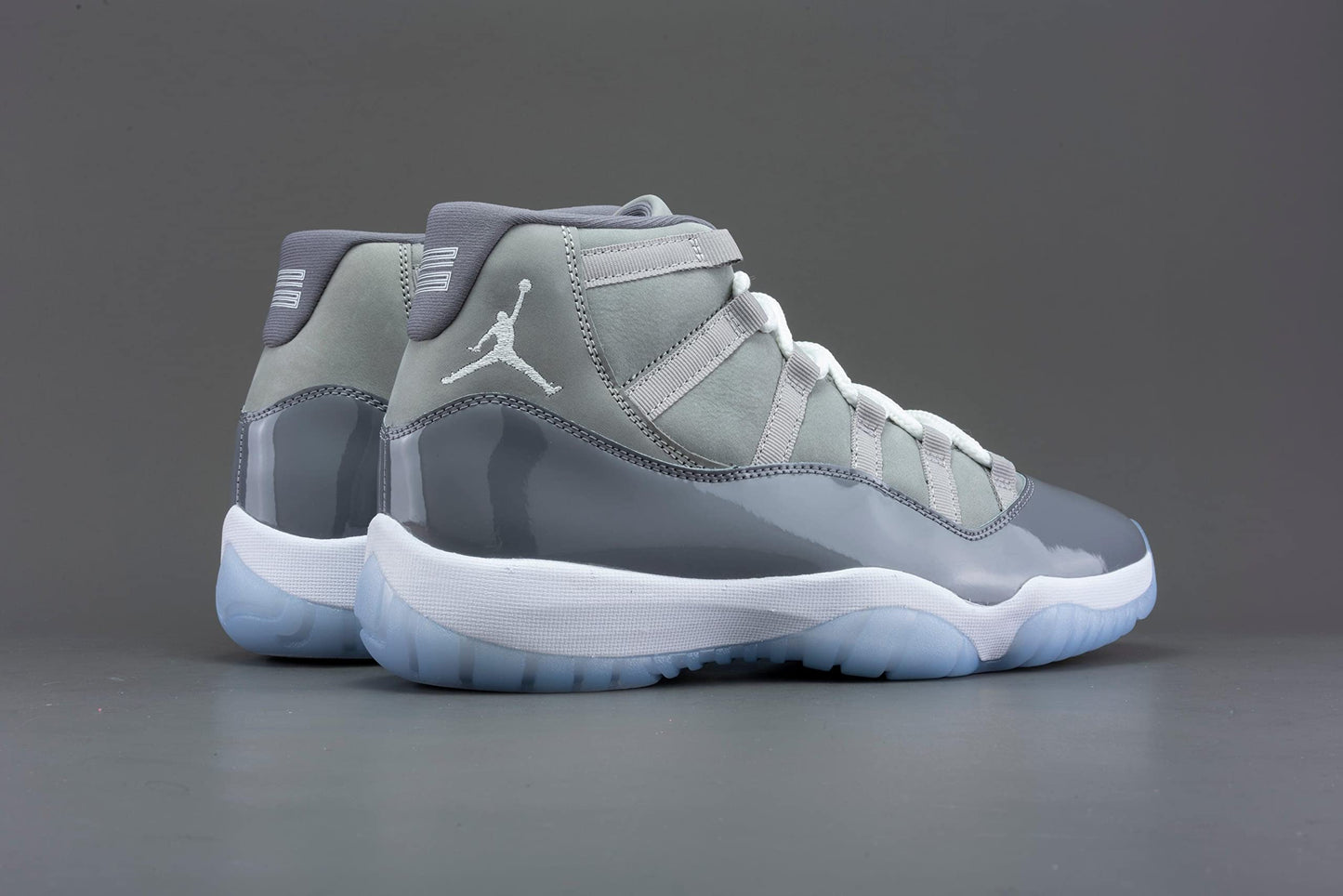 Nike mens Jordan 11 Retro shoes, Medium Grey/White-cool Grey