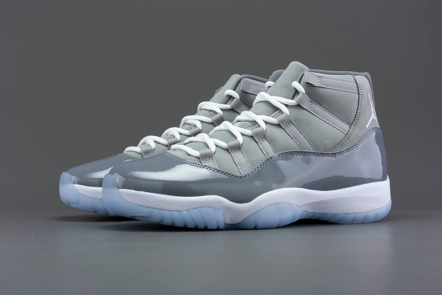 Nike mens Jordan 11 Retro shoes, Medium Grey/White-cool Grey