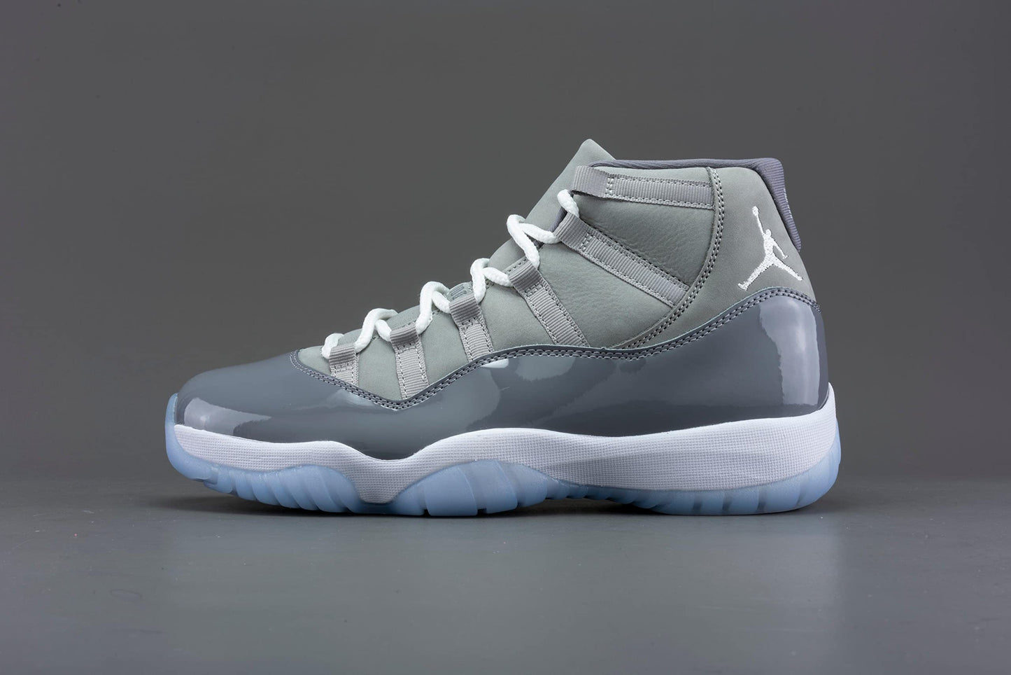 Nike mens Jordan 11 Retro shoes, Medium Grey/White-cool Grey