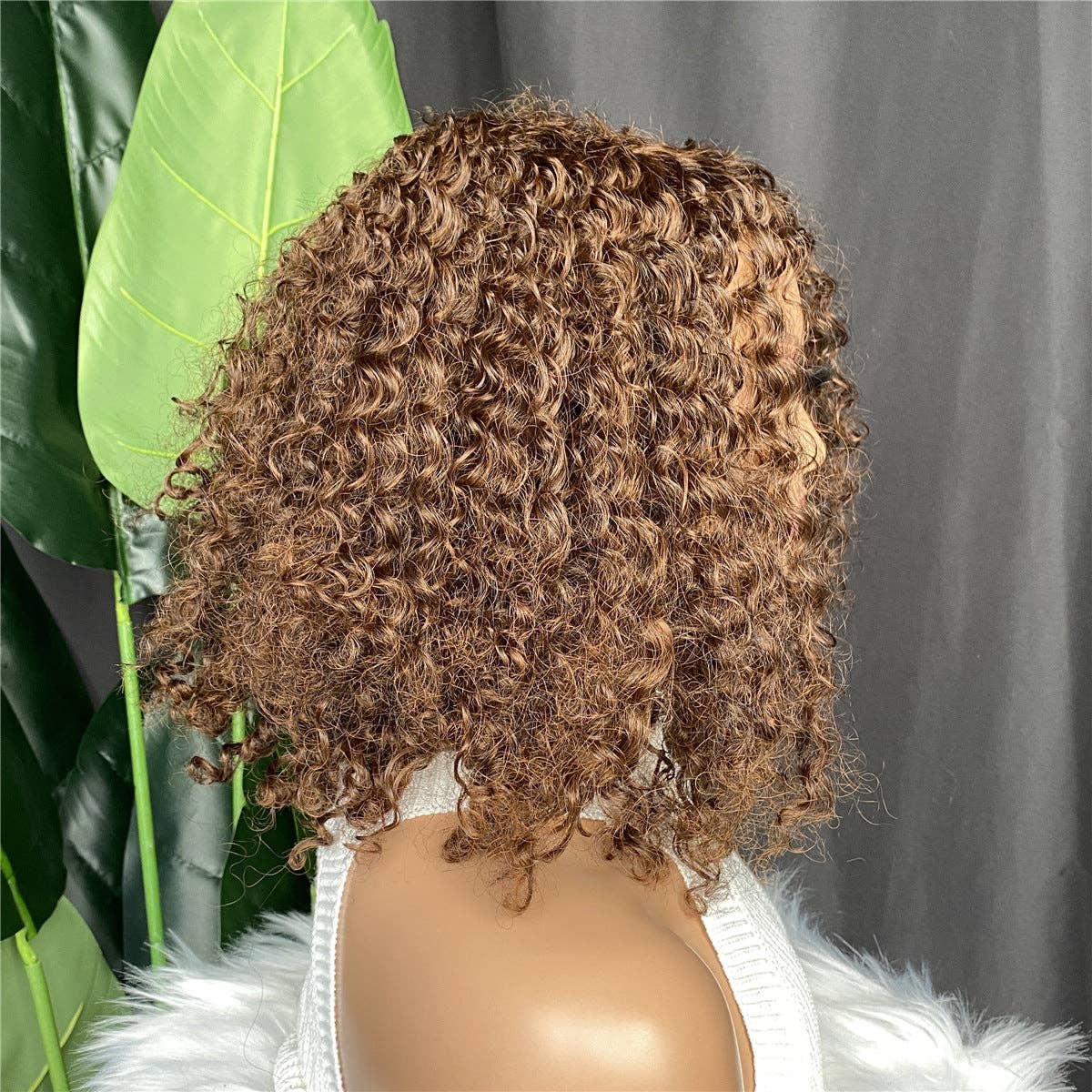 Premium Curly Synthetic Hair Wig for Women - Natural Look, Versatile Styling